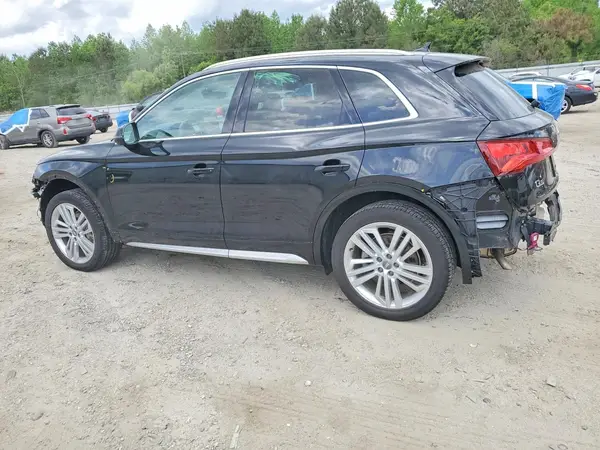 WA1BNAFY5K2109276 2019 AUDI Q5 - Image 2