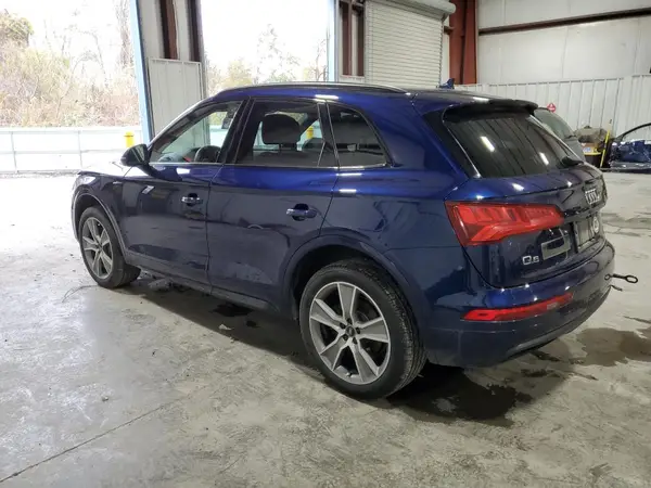 WA1BNAFY5K2118091 2019 AUDI Q5 - Image 2