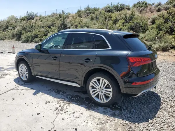 WA1BNAFY5K2119600 2019 AUDI Q5 - Image 2