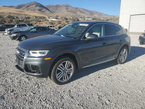 WA1BNAFY5K2122612 2019 AUDI Q5 - Image 1