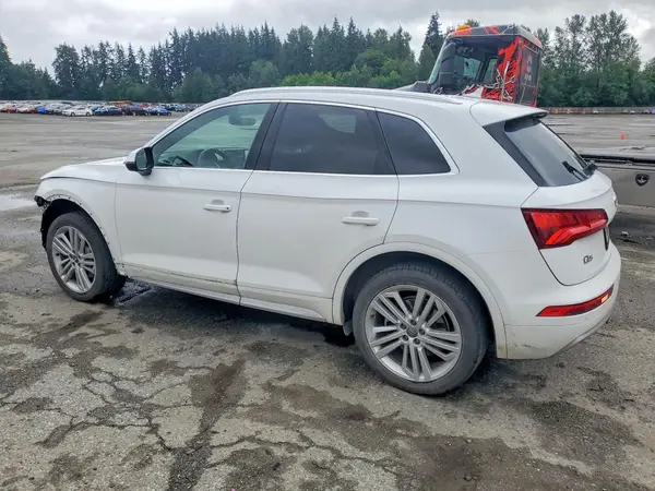 WA1BNAFY5K2124389 2019 AUDI Q5 - Image 2