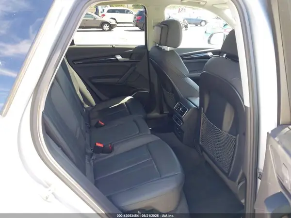 WA1BNAFY5K2126272 2019 AUDI Q5 - Image 8