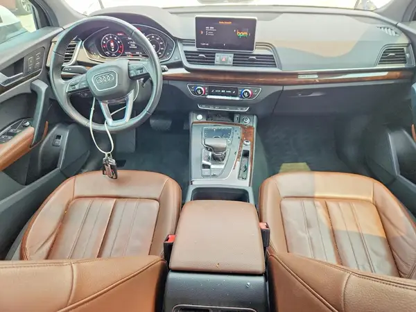 WA1BNAFY5K2139751 2019 AUDI Q5 - Image 8
