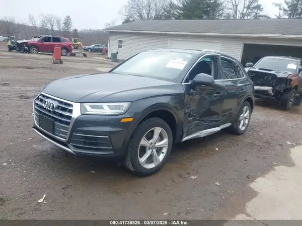 WA1BNAFY5L2010054 2020 AUDI Q5 - Image 2