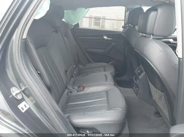 WA1BNAFY5L2010054 2020 AUDI Q5 - Image 8
