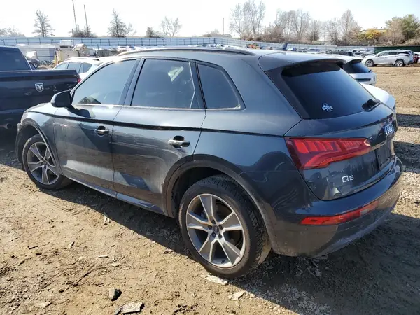 WA1BNAFY5L2038131 2020 AUDI Q5 - Image 2