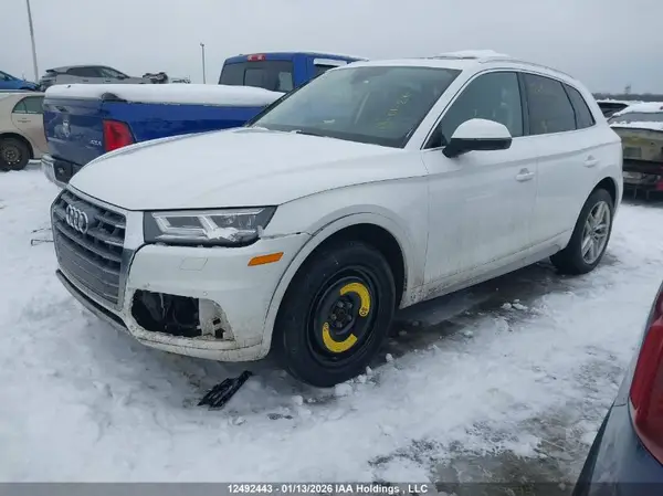 WA1BNAFY5L2074451 2020 AUDI Q5 - Image 2