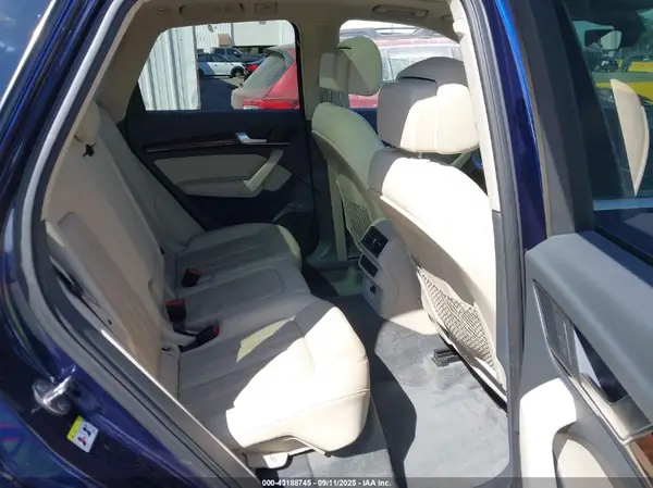 WA1BNAFY6J2011663 2018 AUDI Q5 - Image 8
