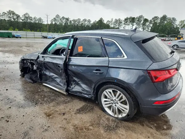 WA1BNAFY6J2017124 2018 AUDI Q5 - Image 2