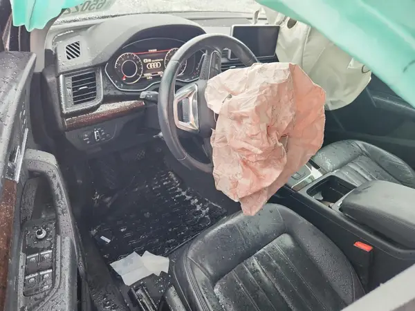 WA1BNAFY6J2017124 2018 AUDI Q5 - Image 8