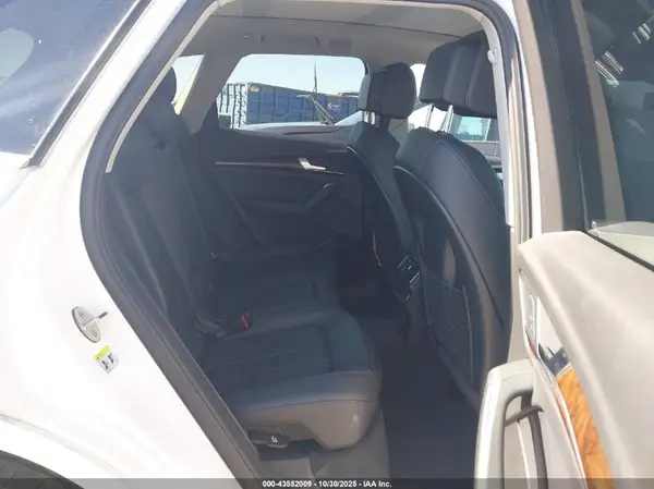 WA1BNAFY6J2019309 2018 AUDI Q5 - Image 8