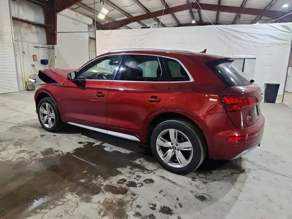 WA1BNAFY6J2022629 2018 AUDI Q5 - Image 2