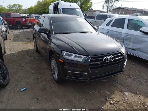 WA1BNAFY6J2023361 2018 AUDI Q5 - Image 1