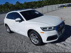 WA1BNAFY6J2047370 2018 AUDI Q5