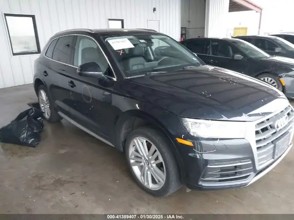 WA1BNAFY6J2047756 2018 AUDI Q5 - Image 1
