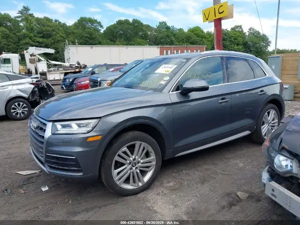 WA1BNAFY6J2050897 2018 AUDI Q5 - Image 2