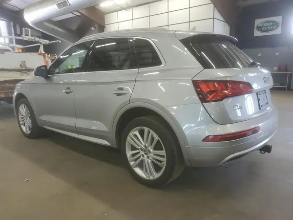 WA1BNAFY6J2062290 2018 AUDI Q5 - Image 2