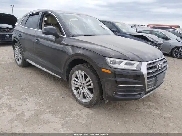 WA1BNAFY6J2106367 2018 AUDI Q5 - Image 1