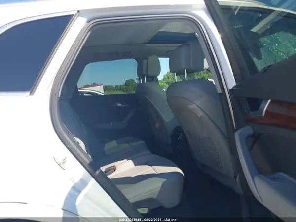 WA1BNAFY6J2114565 2018 AUDI Q5 - Image 8