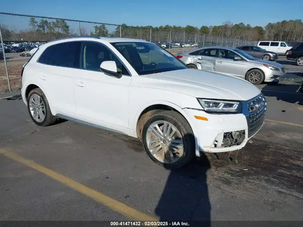 WA1BNAFY6J2151387 2018 AUDI Q5 - Image 1