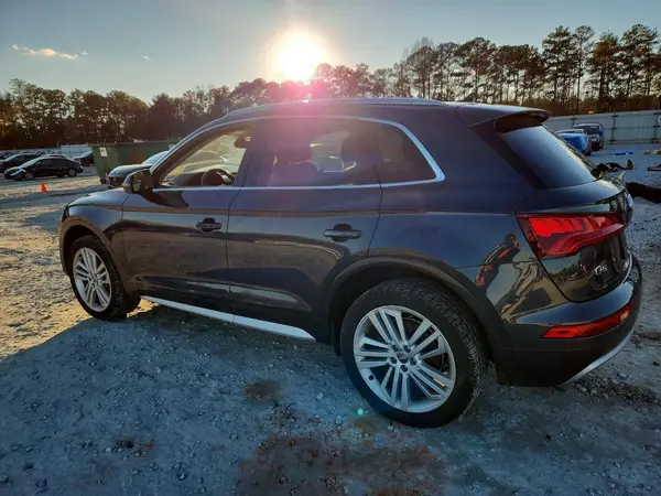 WA1BNAFY6J2173857 2018 AUDI Q5 - Image 2