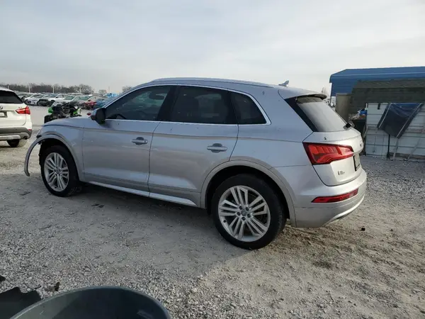 WA1BNAFY6J2207537 2018 AUDI Q5 - Image 2
