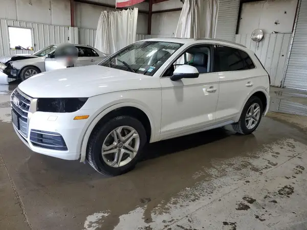 WA1BNAFY6J2219056 2018 AUDI Q5 - Image 1