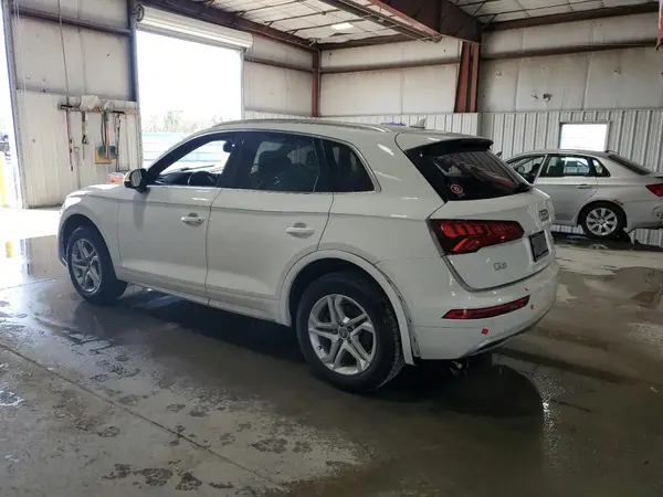 WA1BNAFY6J2219056 2018 AUDI Q5 - Image 2
