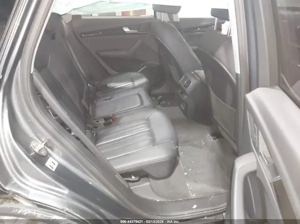 WA1BNAFY6J2232860 2018 AUDI Q5 - Image 8