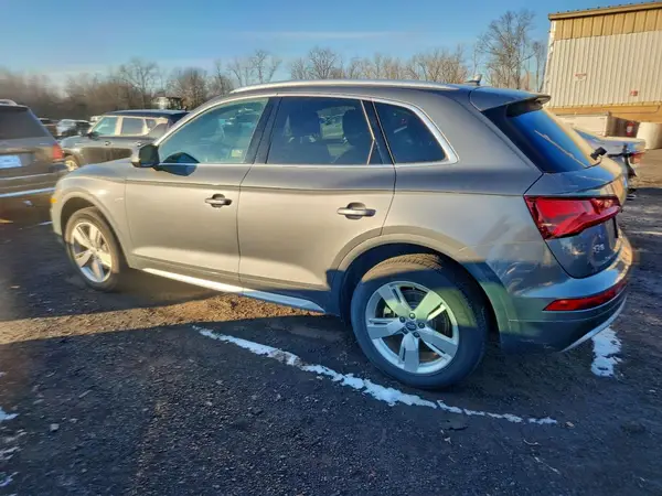 WA1BNAFY6J2237704 2018 AUDI Q5 - Image 2
