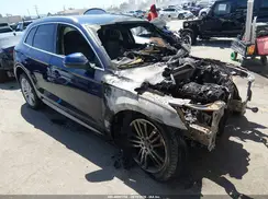 WA1BNAFY6J2238450 2018 AUDI Q5