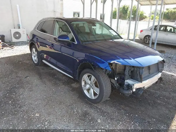WA1BNAFY6J2238819 2018 AUDI Q5 - Image 1