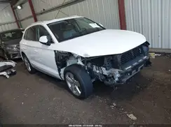 WA1BNAFY6J2242403 2018 AUDI Q5