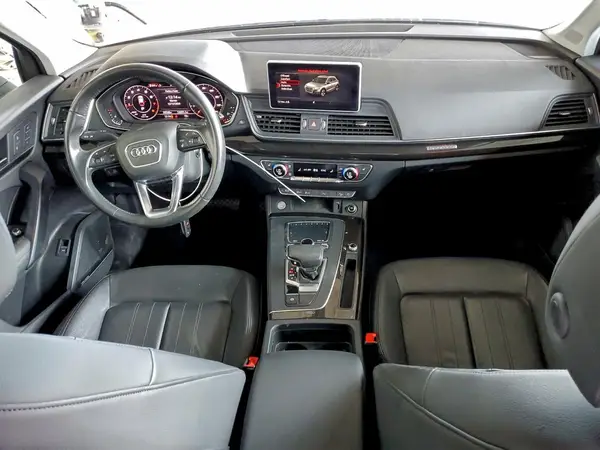 WA1BNAFY6K2023829 2019 AUDI Q5 - Image 8