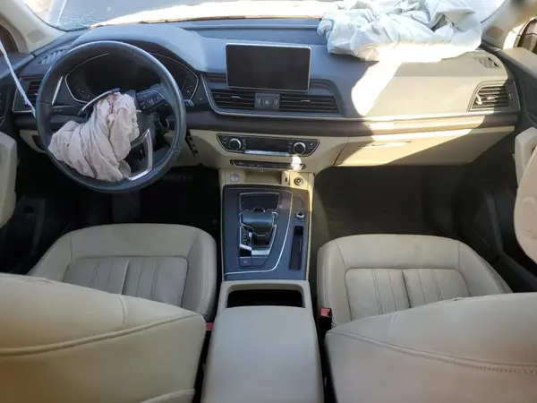 WA1BNAFY6K2034300 2019 AUDI Q5 - Image 8