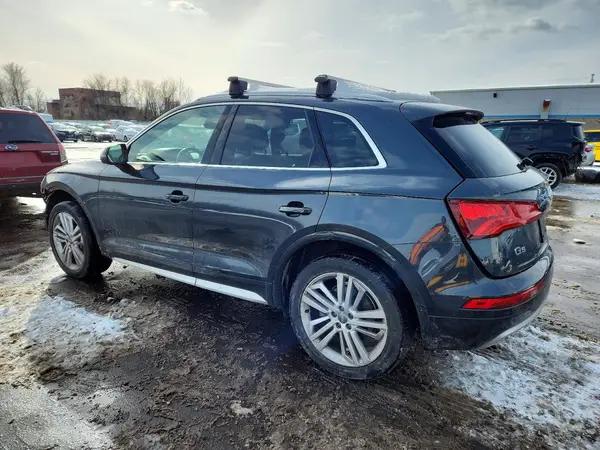 WA1BNAFY6K2038895 2019 AUDI Q5 - Image 2