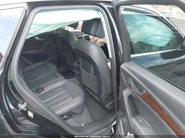WA1BNAFY6K2039299 2019 AUDI Q5 - Image 8
