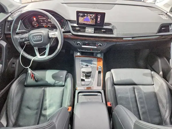 WA1BNAFY6K2041425 2019 AUDI Q5 - Image 8