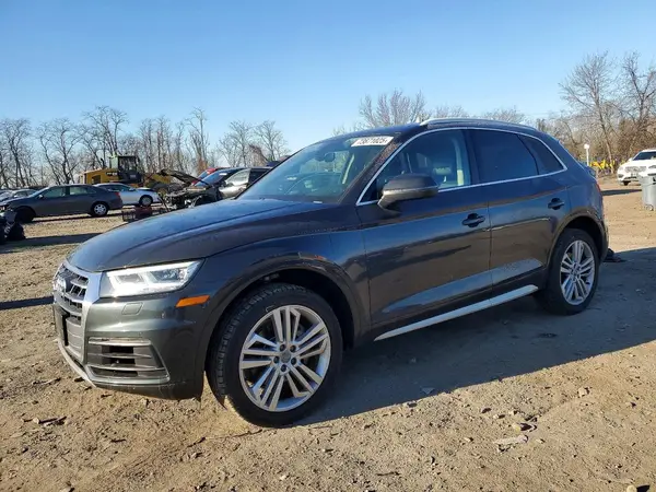 WA1BNAFY6K2047208 2019 AUDI Q5 - Image 1