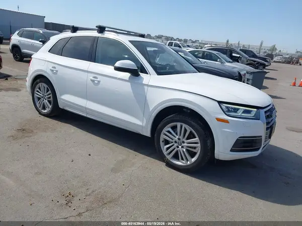 WA1BNAFY6K2051341 2019 AUDI Q5 - Image 1