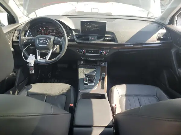 WA1BNAFY6K2053008 2019 AUDI Q5 - Image 8