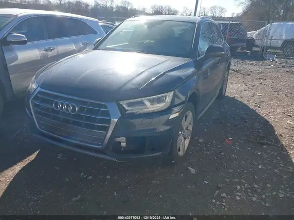 WA1BNAFY6K2056846 2019 AUDI Q5 - Image 2