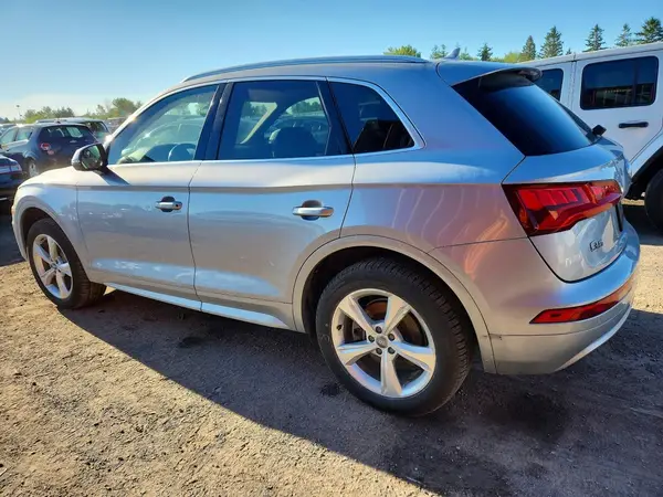 WA1BNAFY6K2059570 2019 AUDI Q5 - Image 2