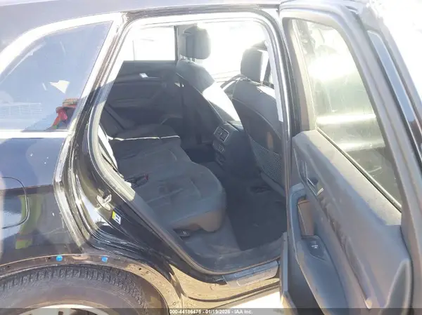 WA1BNAFY6K2061433 2019 AUDI Q5 - Image 8