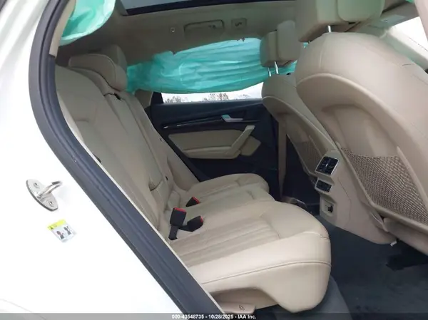 WA1BNAFY6K2063831 2019 AUDI Q5 - Image 8