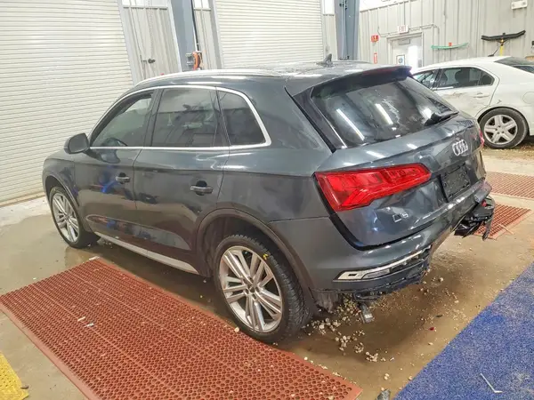 WA1BNAFY6K2066311 2019 AUDI Q5 - Image 2