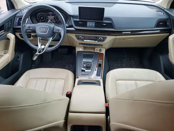 WA1BNAFY6K2072917 2019 AUDI Q5 - Image 8
