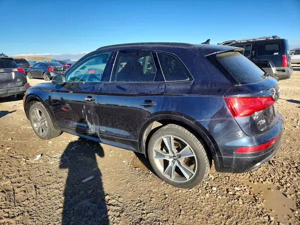 WA1BNAFY6K2073937 2019 AUDI Q5 - Image 2