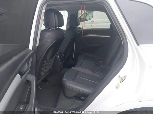 WA1BNAFY6K2083626 2019 AUDI Q5 - Image 8