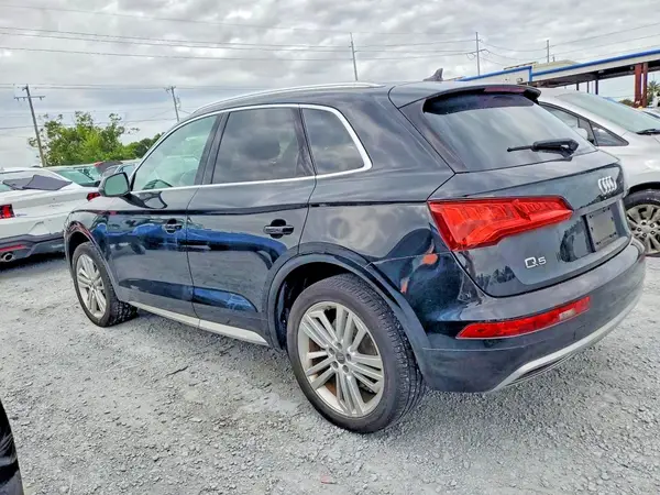 WA1BNAFY6K2083979 2019 AUDI Q5 - Image 2